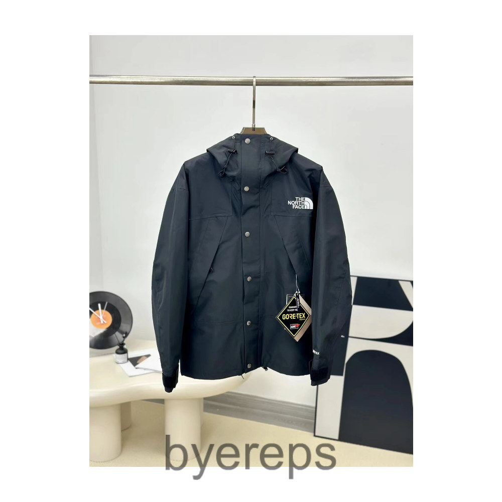 The North Face TNF Windbreaker jacket — photo 4 of 4