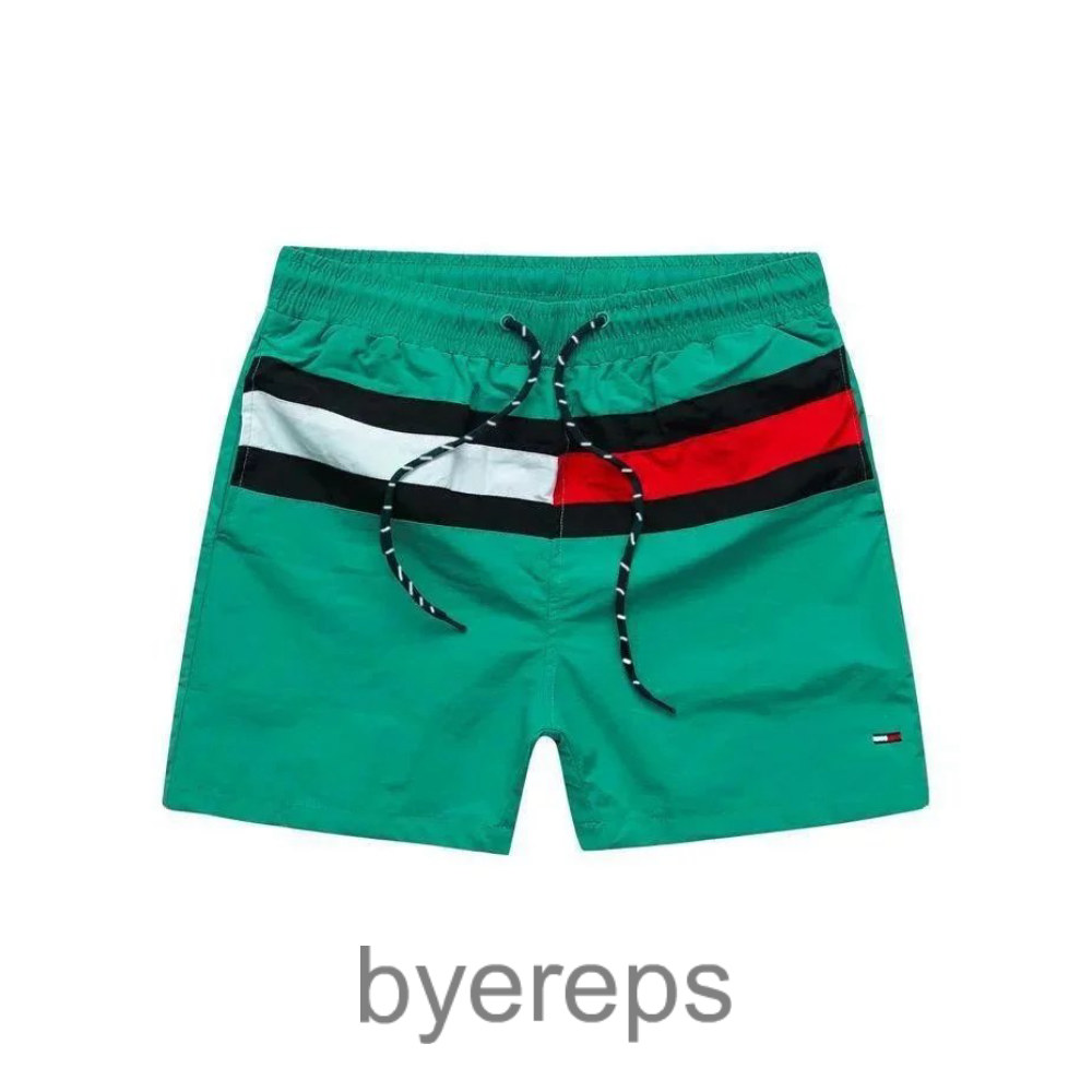 Tommy Hilfiger Shorts — photo 4 of 4