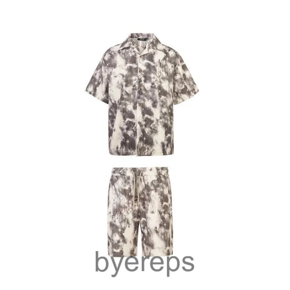 Unbranded Trapstar combo shirt & shorts — photo 2 of 4