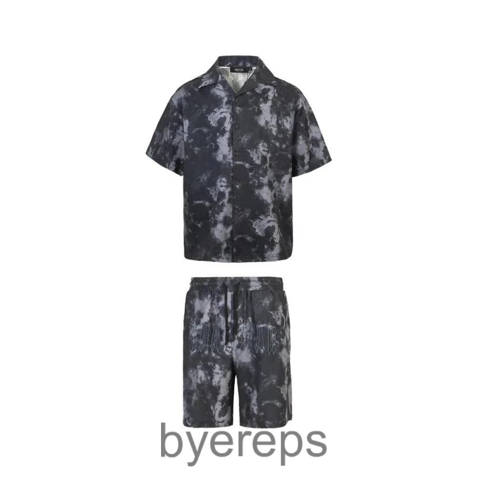 Unbranded Trapstar combo shirt & shorts — photo 3 of 4