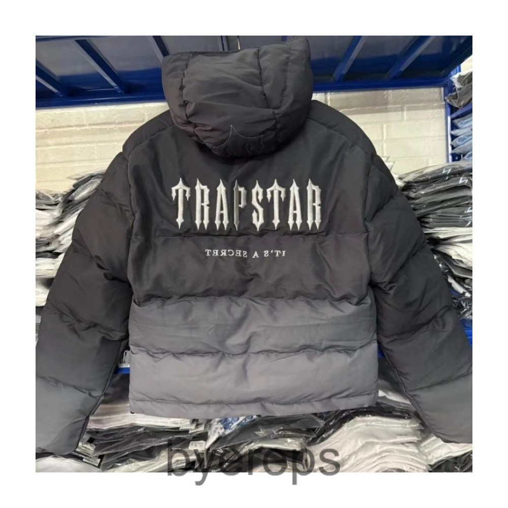 Unbranded Trapstar puffer — photo 2 of 4