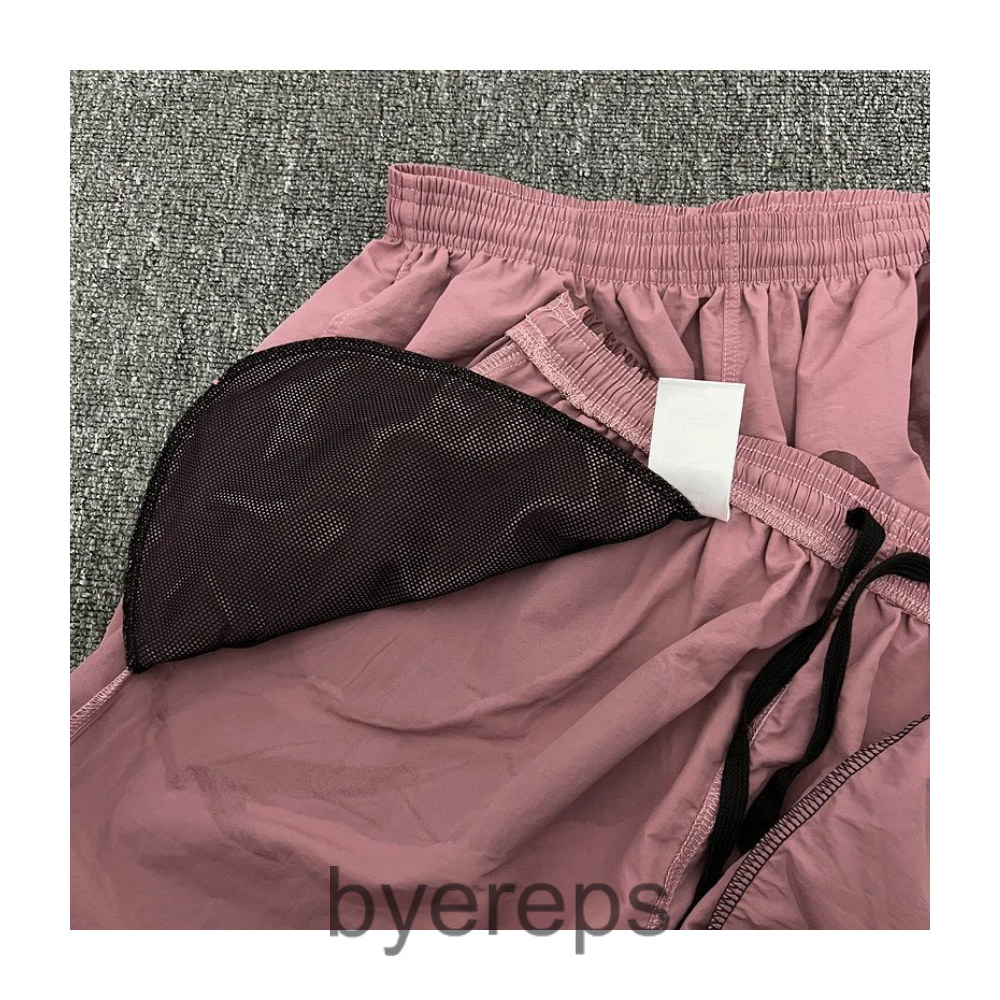 Unbranded Travis scott shorts — photo 4 of 4