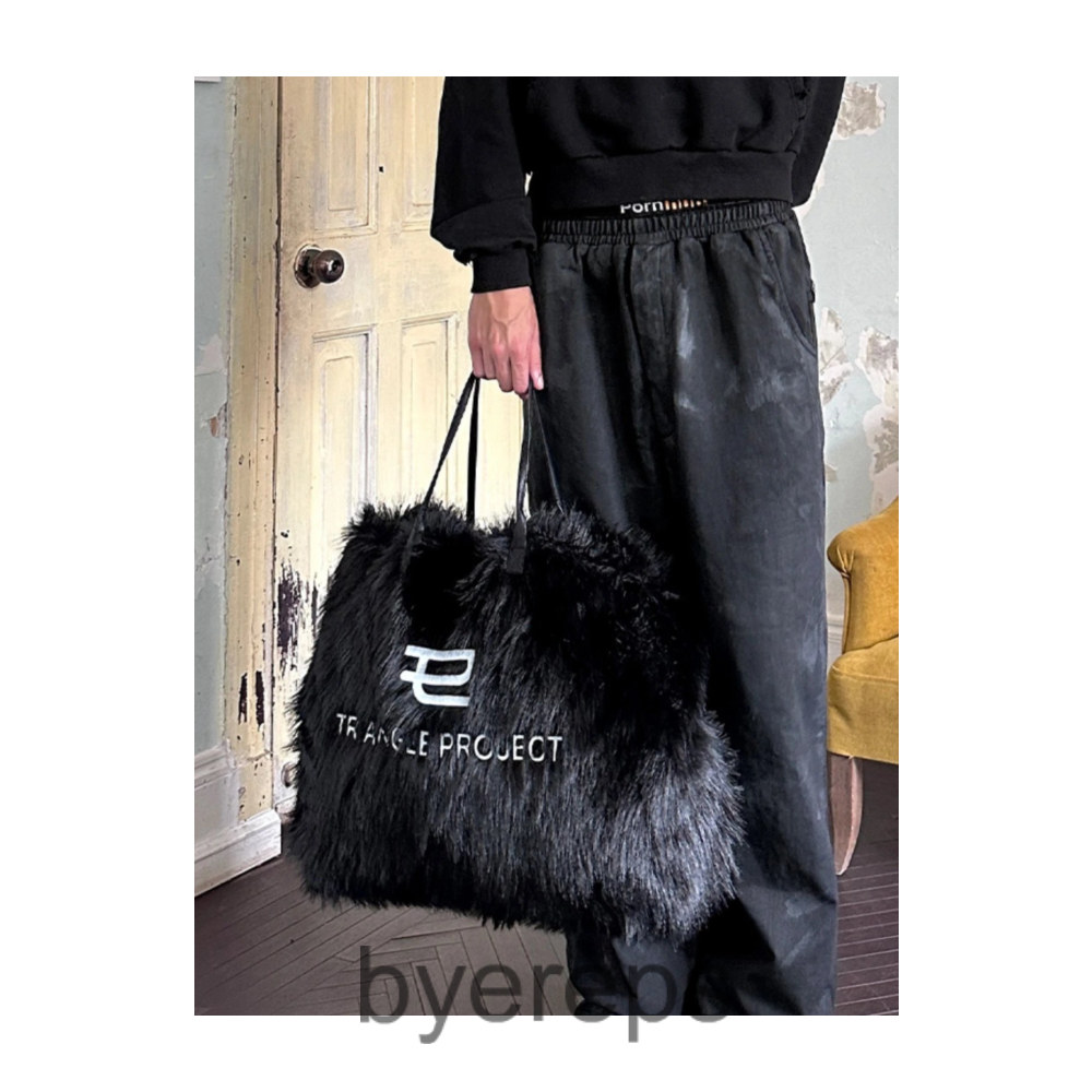 Triangle Project hand bag