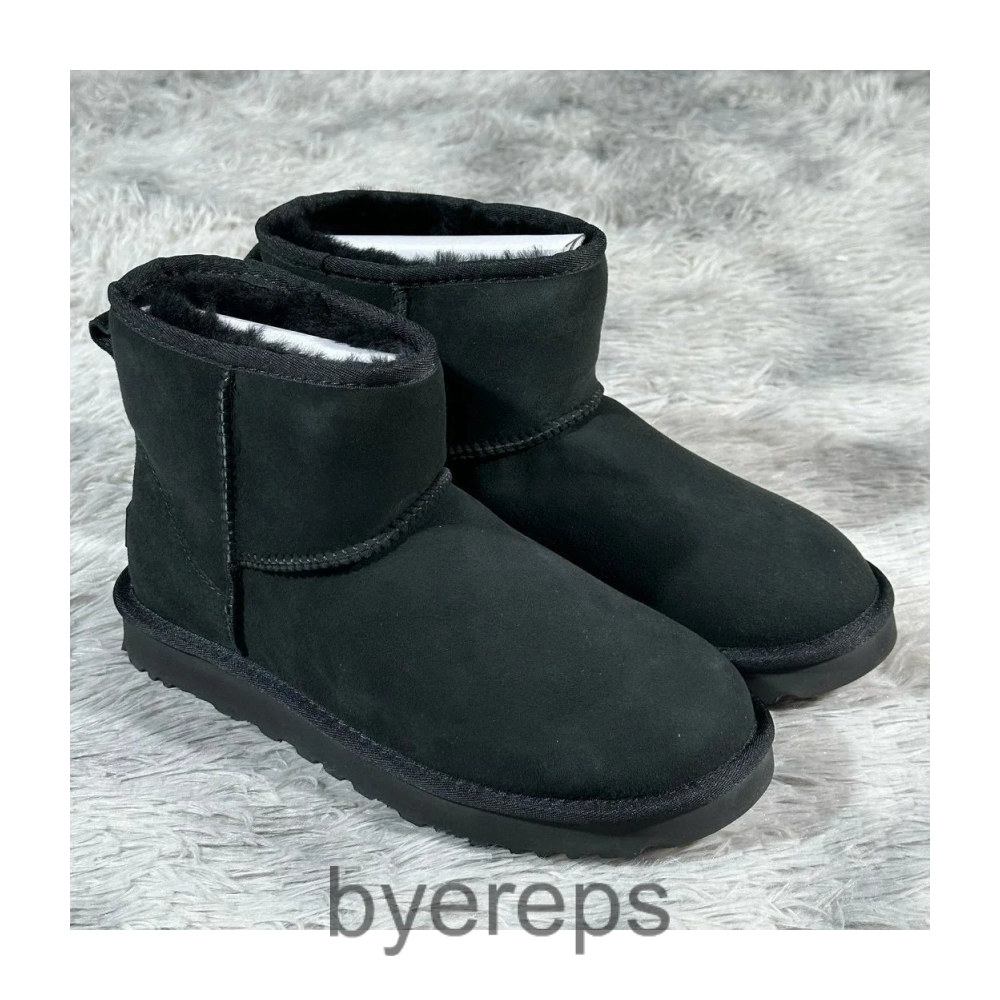UGG boots — photo 4 of 4