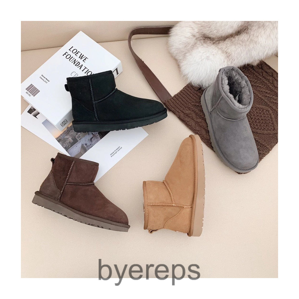 UGG Clasic Mini II — photo 4 of 4