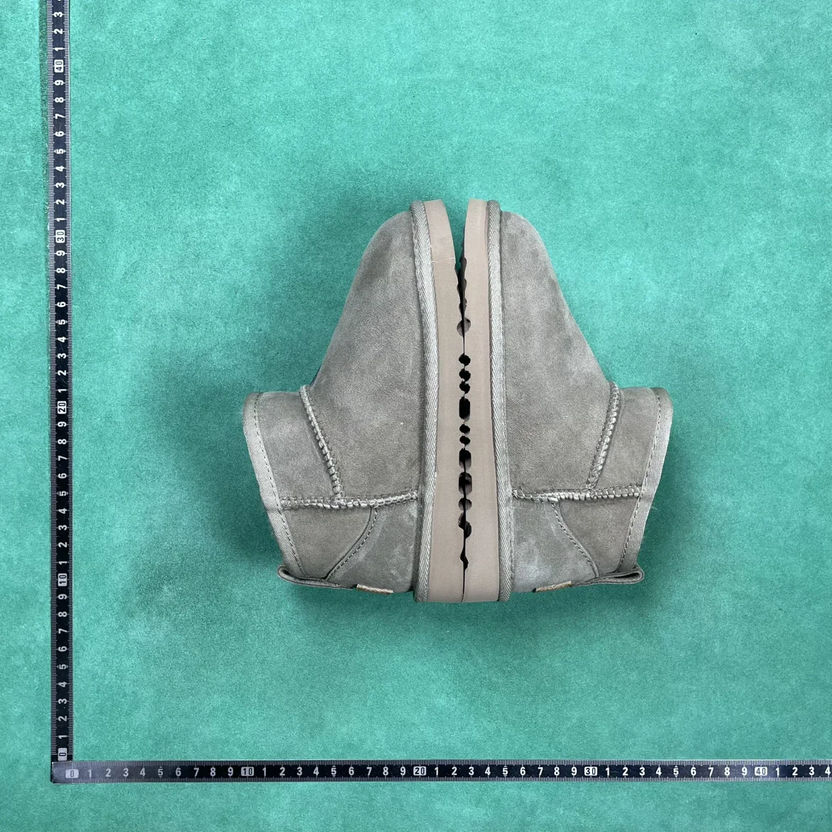 UGG Classic Ultra Mini