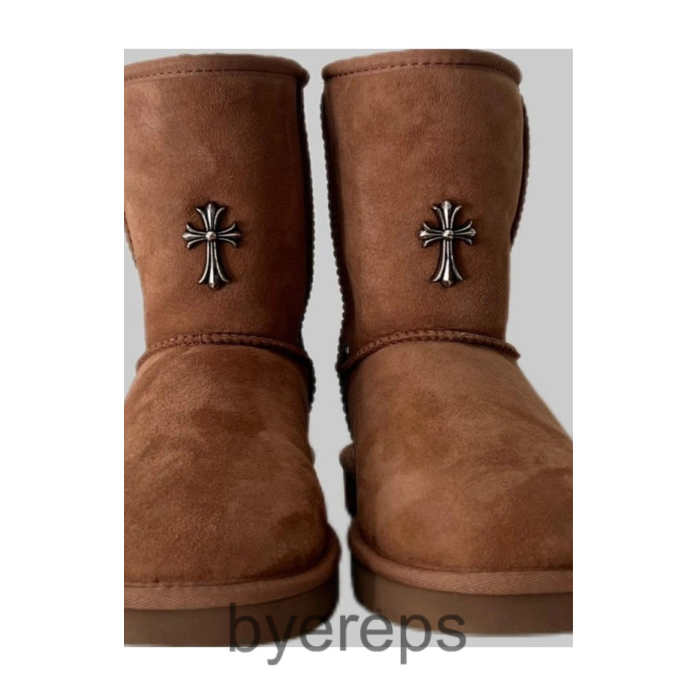 UGG x CH
