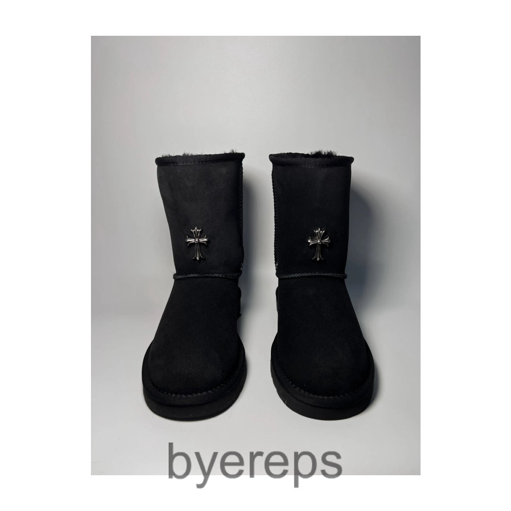 UGG x CH — photo 3 of 4