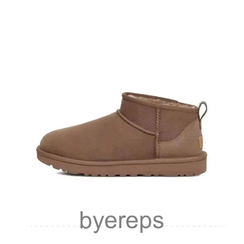 Uggs ( all types ) — photo 2 of 4
