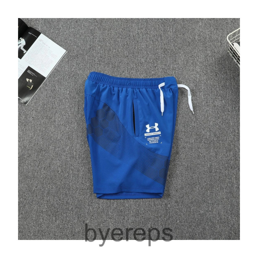 Under Armour Shorts — photo 2 of 4