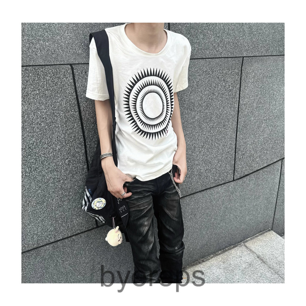 Undercover Spiral Tee — photo 2 of 4