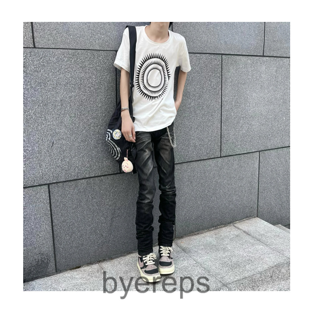 Undercover Spiral Tee — photo 3 of 4