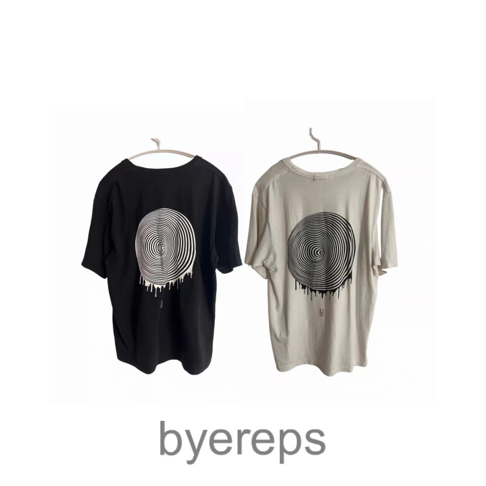 Undercover Statue Tee — photo 2 of 3
