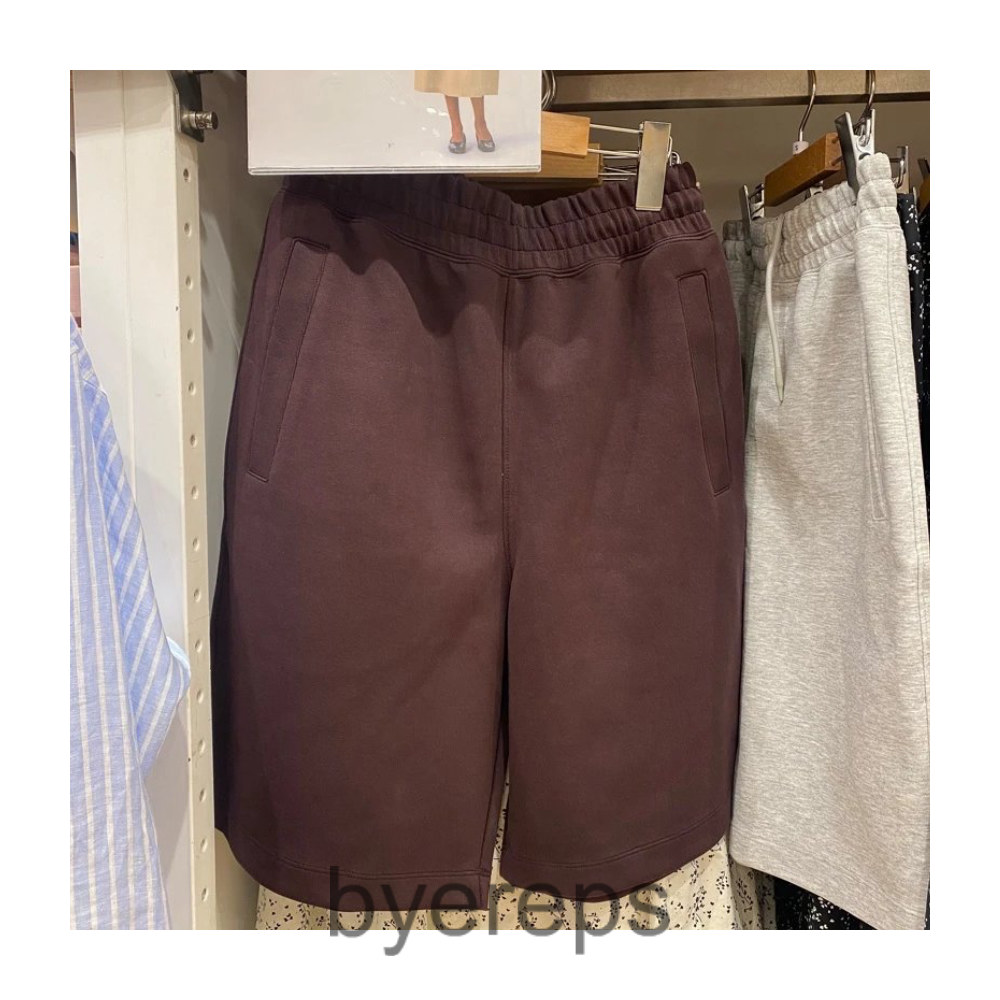 Unbranded Uniqlo Popular Baggy Shorts Black — photo 2 of 4