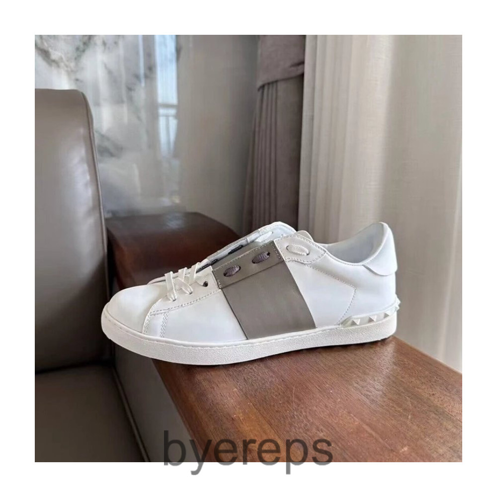 Unbranded Valentino Garavani Open — photo 2 of 4