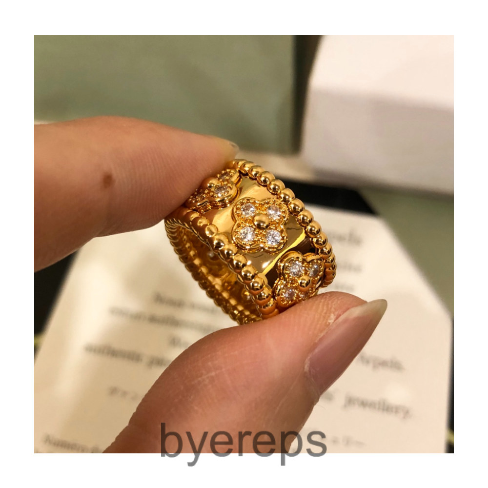 Unbranded Van Cleef & Arpels Ring — photo 3 of 4