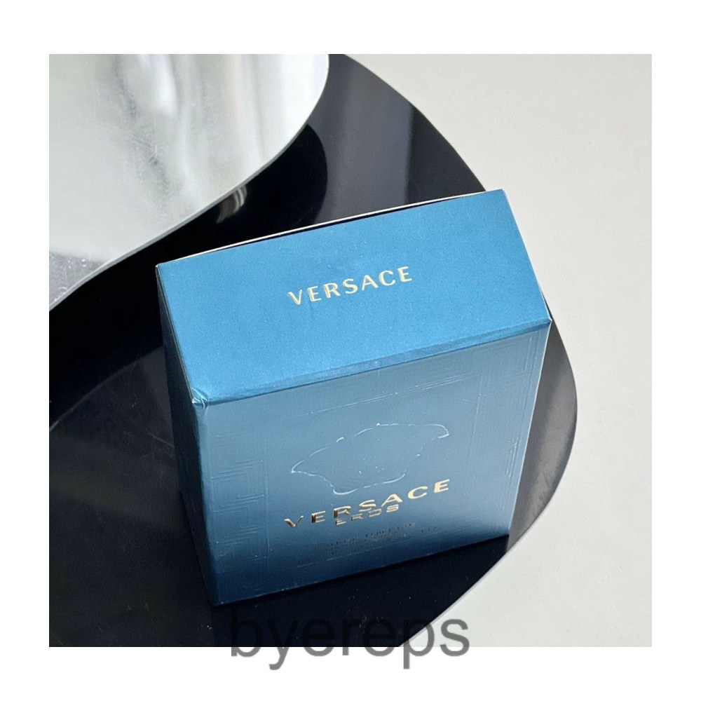 Versace Perfume — photo 3 of 4