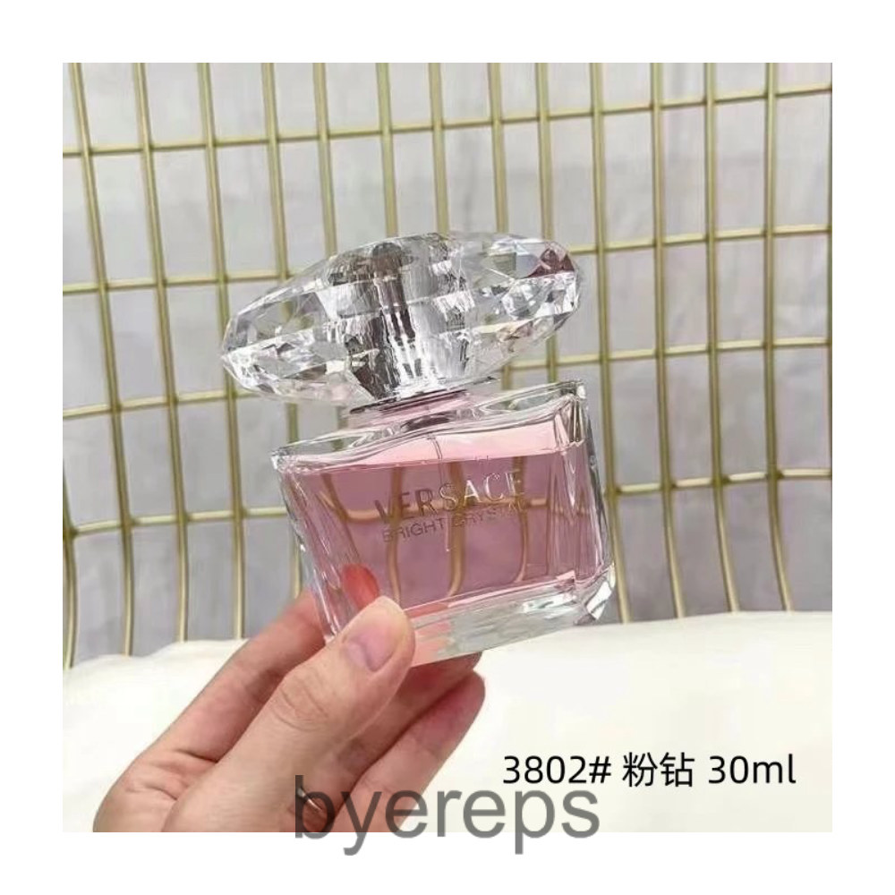 Versace Perfume — photo 2 of 3