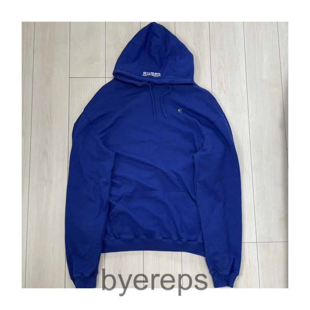 VETEMENTS 2018 Europe Hoodie