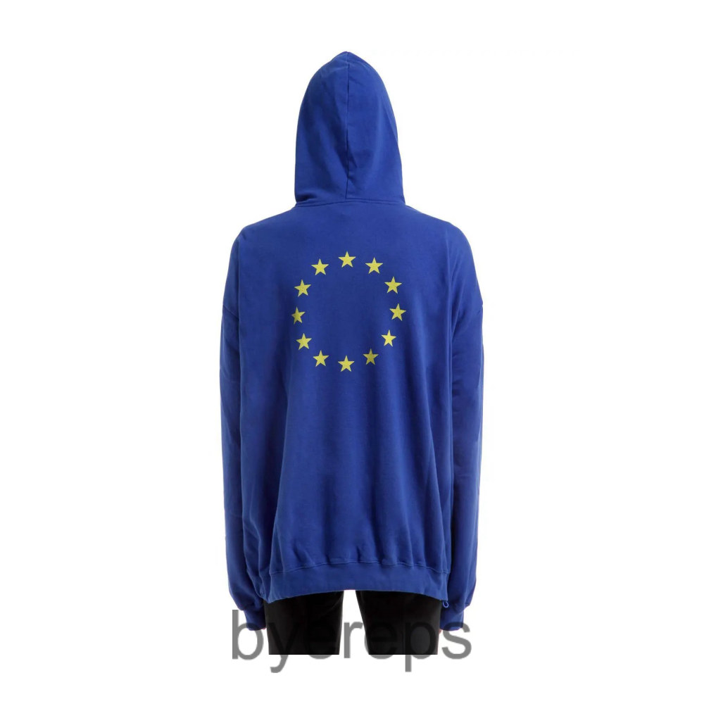 VETEMENTS 2018 Europe Hoodie — photo 3 of 3