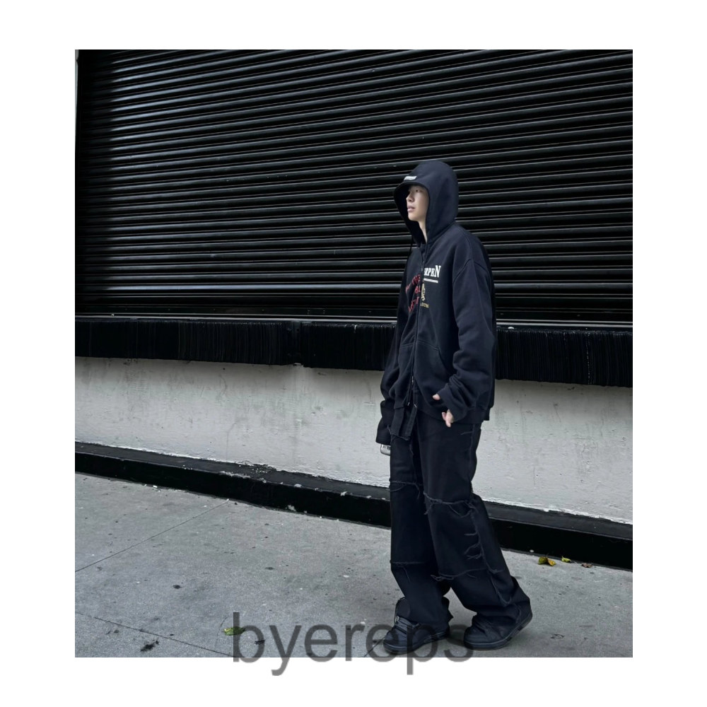Vetements Antwerp x MTB — photo 3 of 3