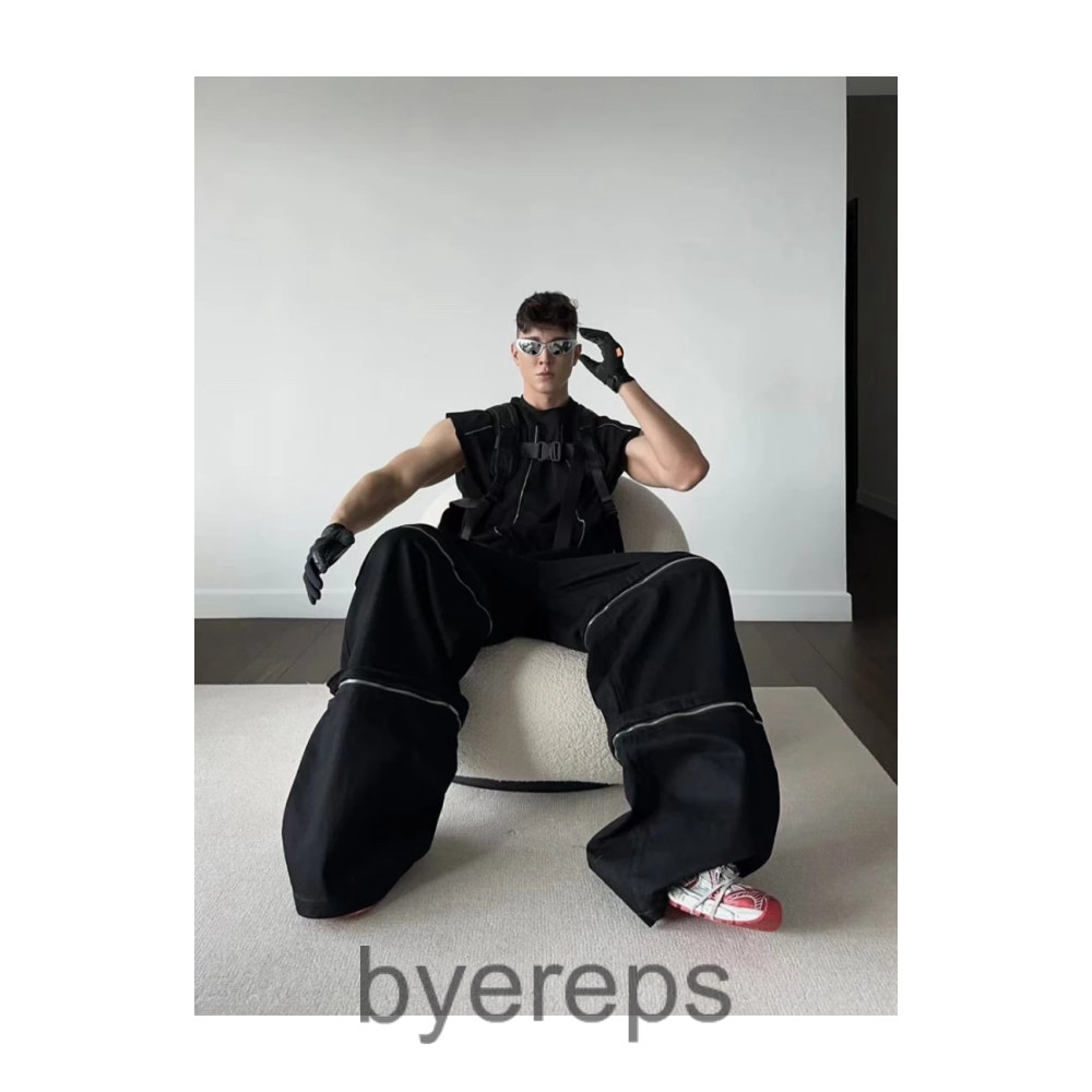 Vetements Black Cargo — photo 4 of 4