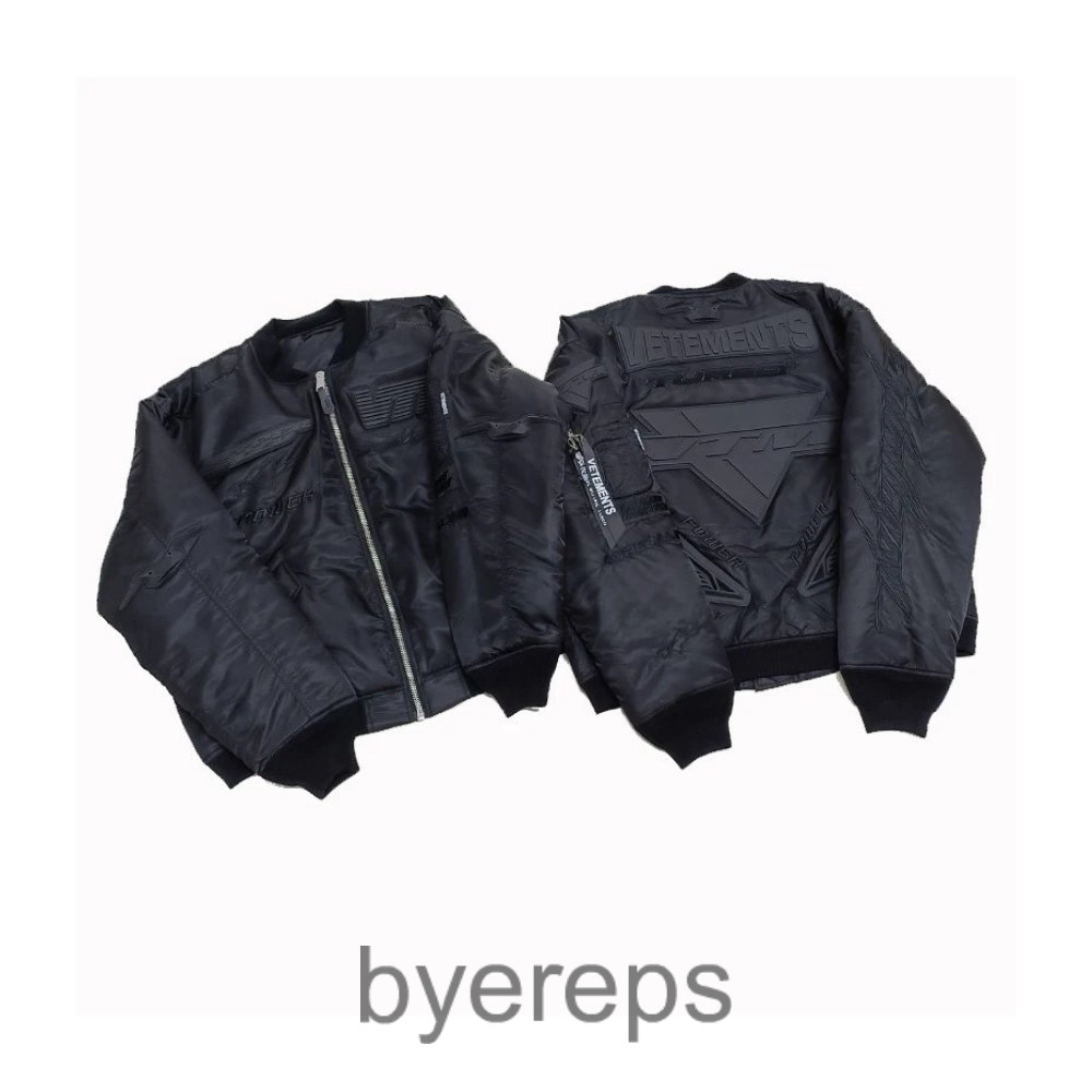 Vetements Black Racing Bomber — photo 2 of 4