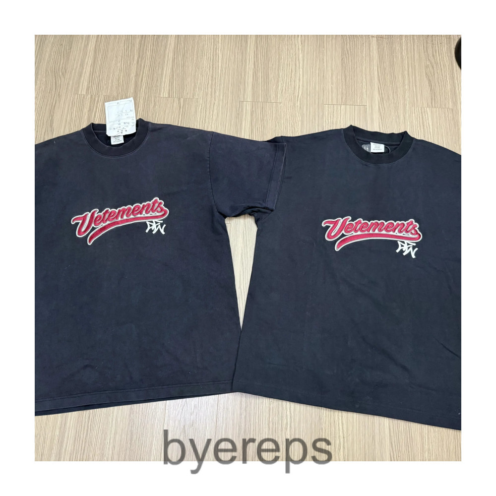 VETEMENTS Bro Tee