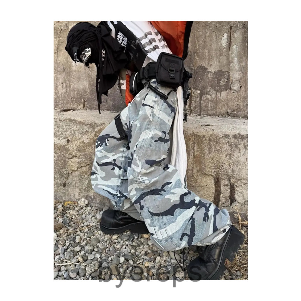 Vetements Camo Baggy Jeans