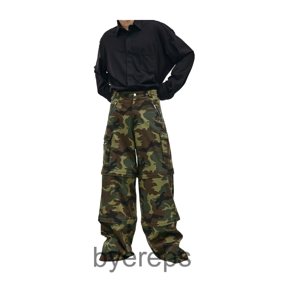 Vetements Camo Cargos — photo 2 of 4