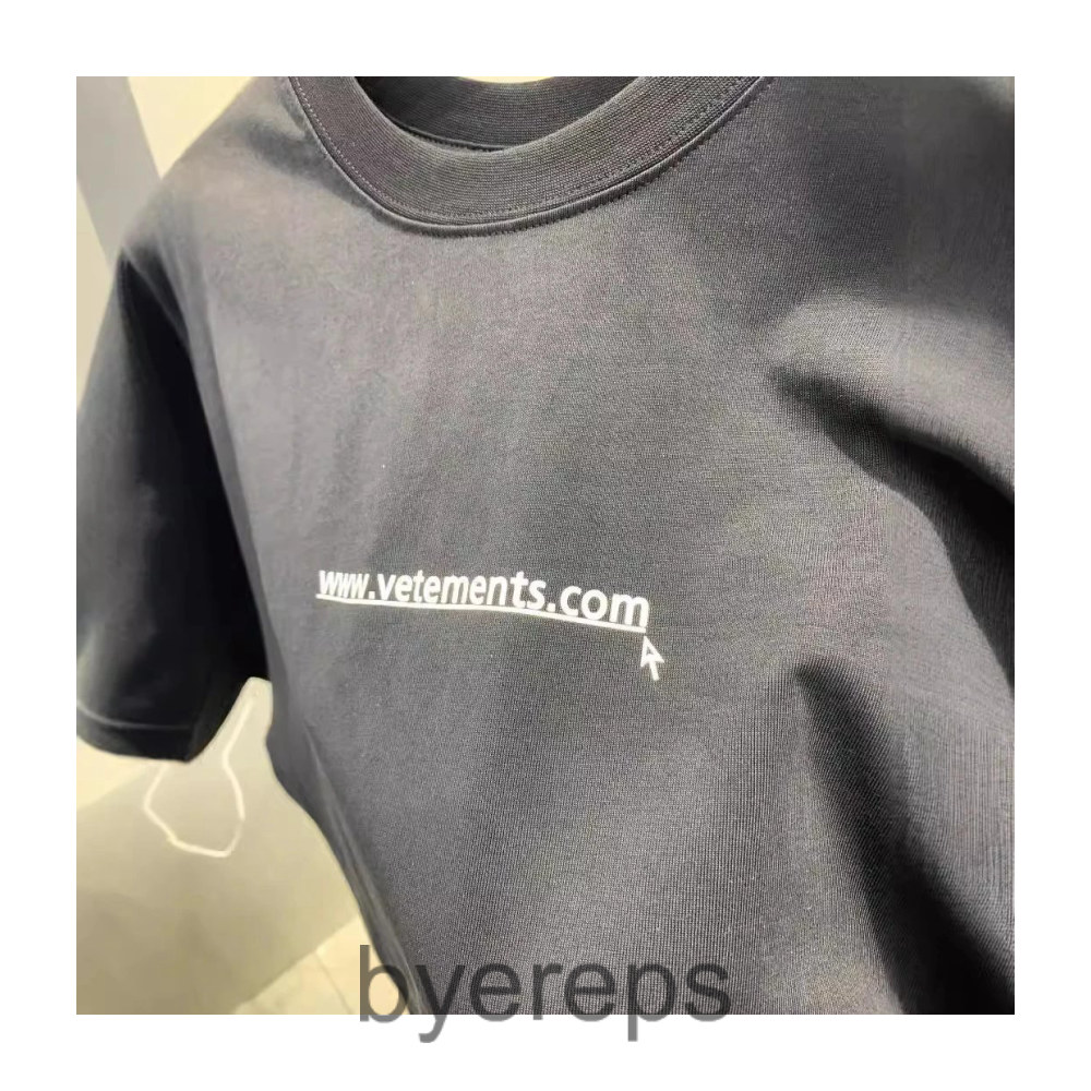 Vetements . com Shirt — photo 2 of 4
