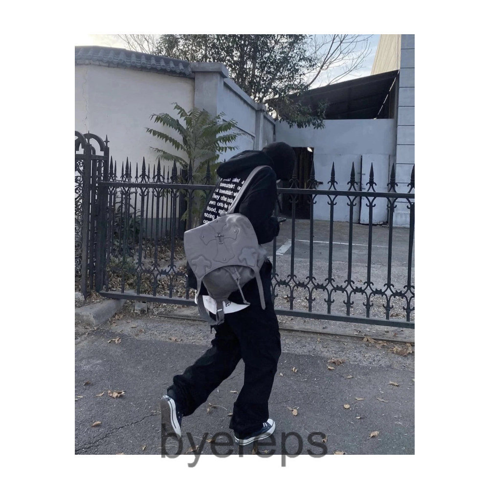 Vetements Definition Hoodie — photo 3 of 4