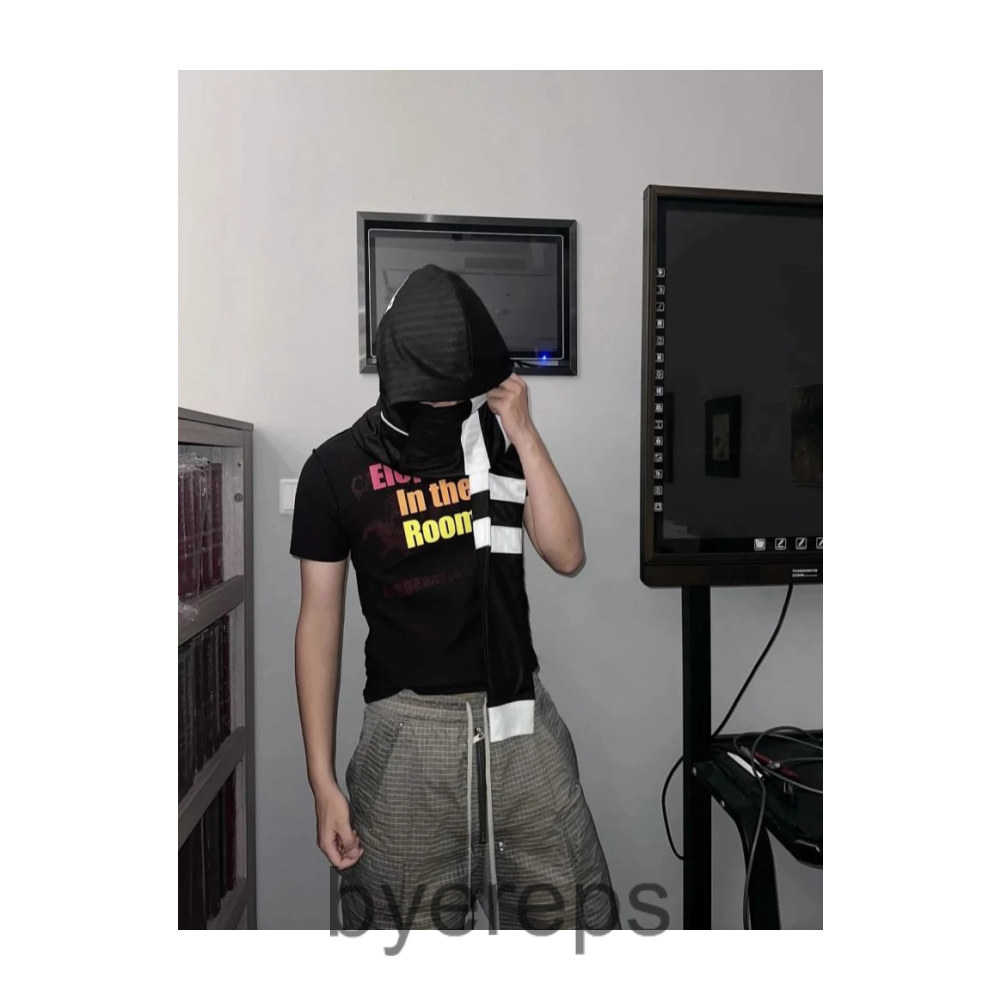 Vetements"Elephant in the room" Tee — photo 2 of 4