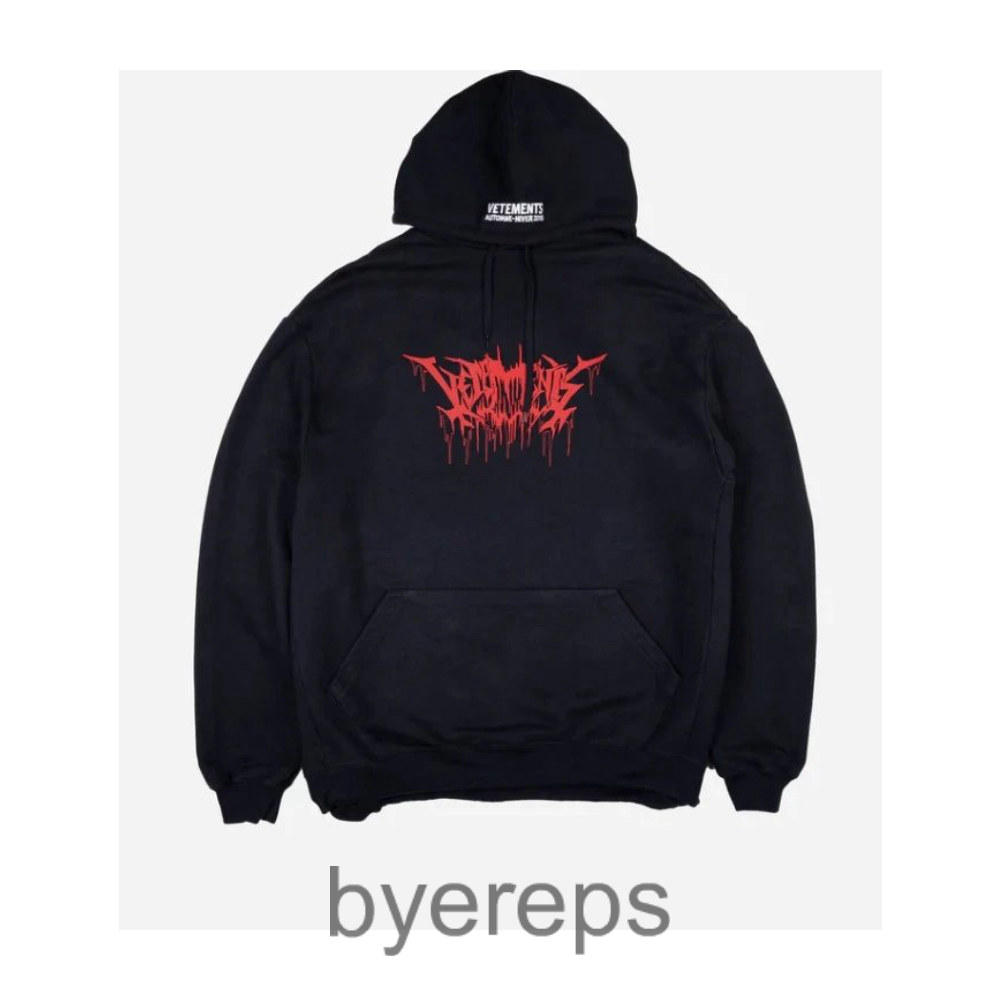 Vetements FW18 Worldtour Hoodie — photo 4 of 4