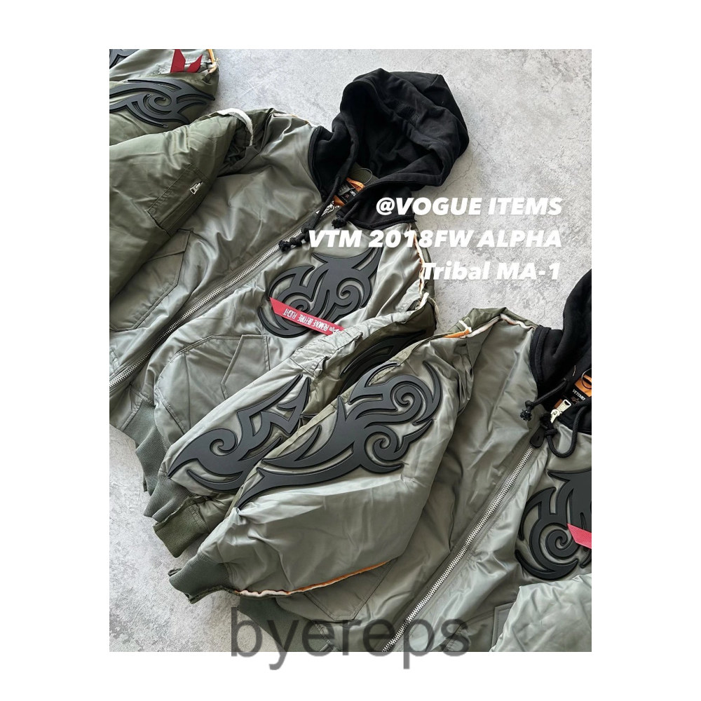 Vetements Green Tribal Bomber — photo 3 of 4