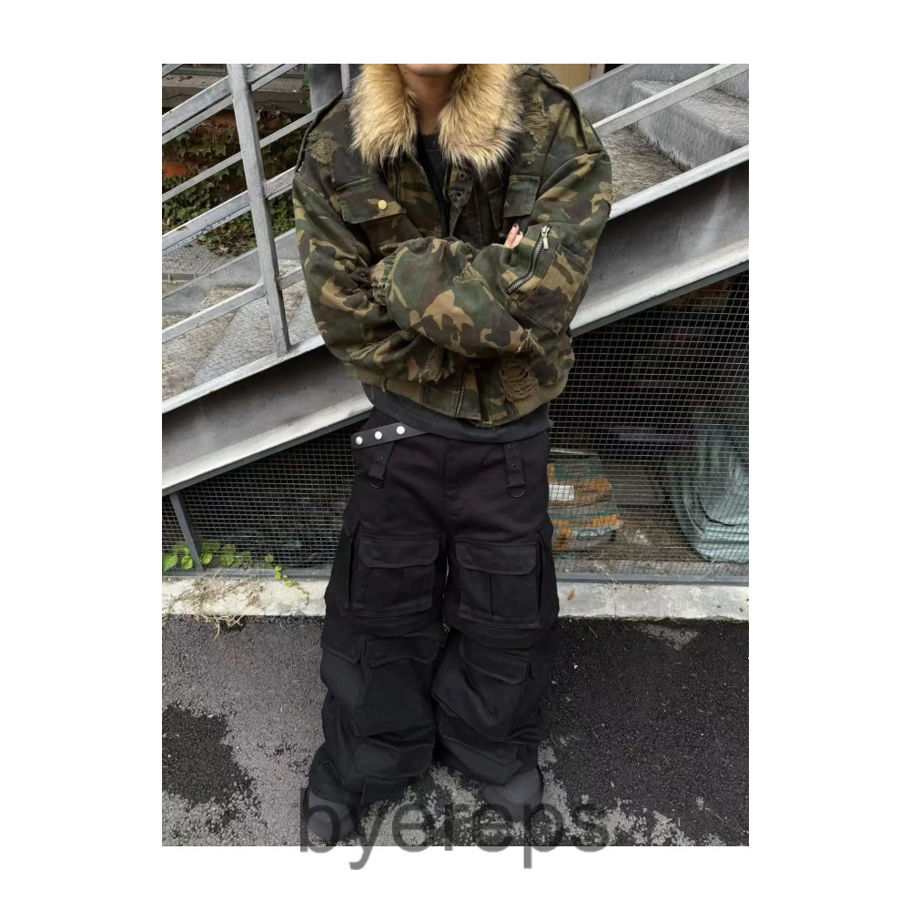 Vetements Multipocket cargo — photo 2 of 4