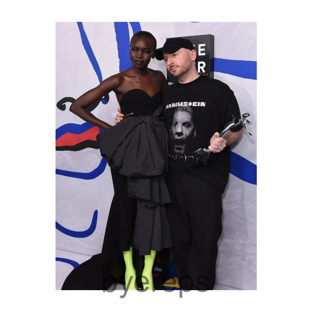 VETEMENTS Rammstein Tee — photo 2 of 4