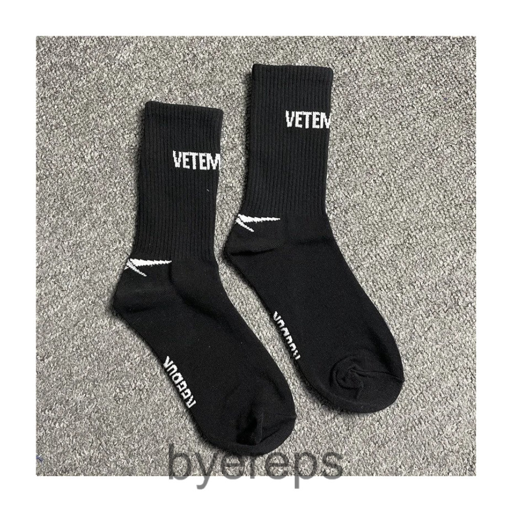 Vetements Socks — photo 2 of 4