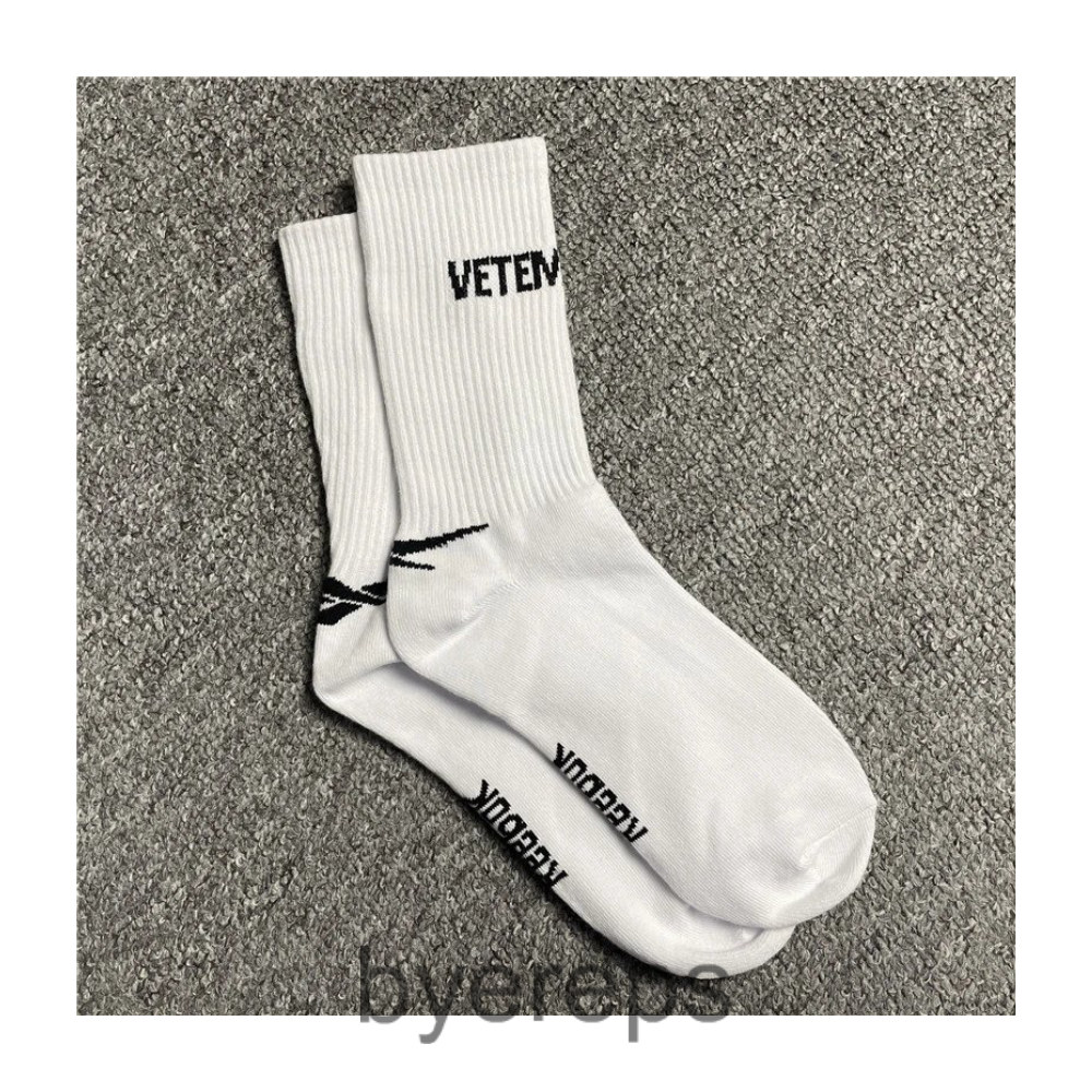 Vetements Socks — photo 3 of 4