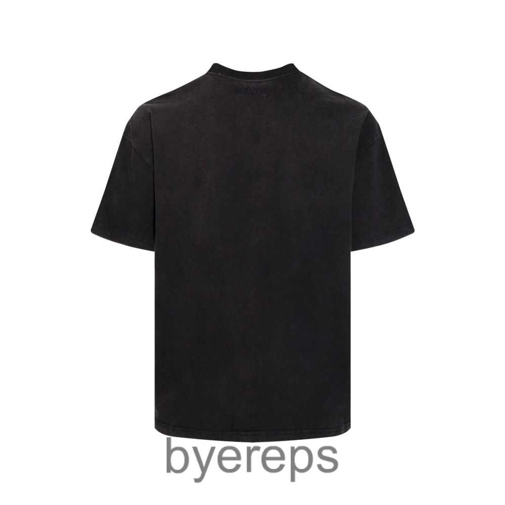 Vetements tee
