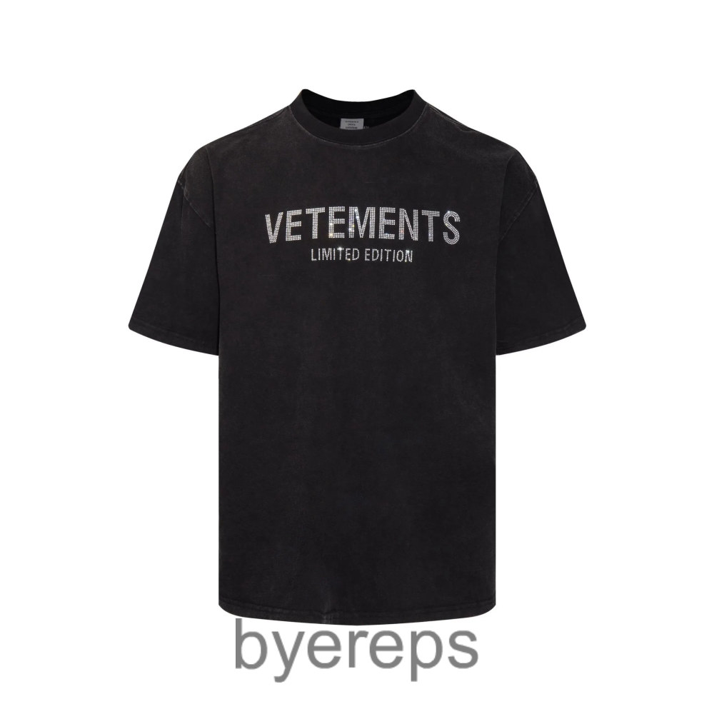 Vetements tee — photo 2 of 4