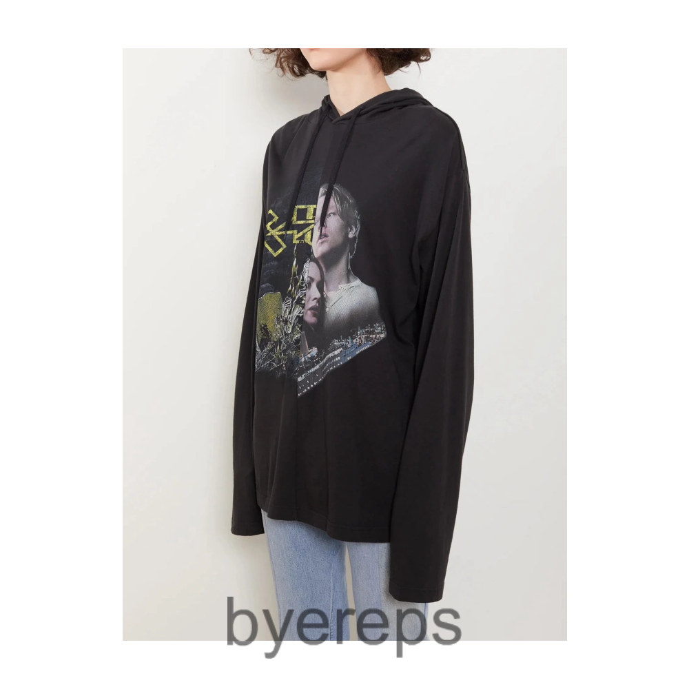 Vetements Titanic Hoodie — photo 3 of 4