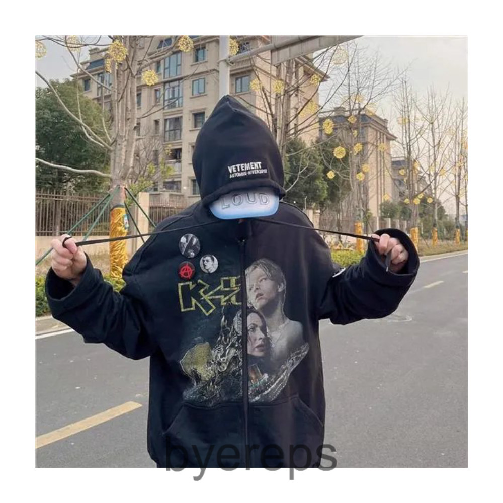 Vetements Titanic Zip Up — photo 4 of 4