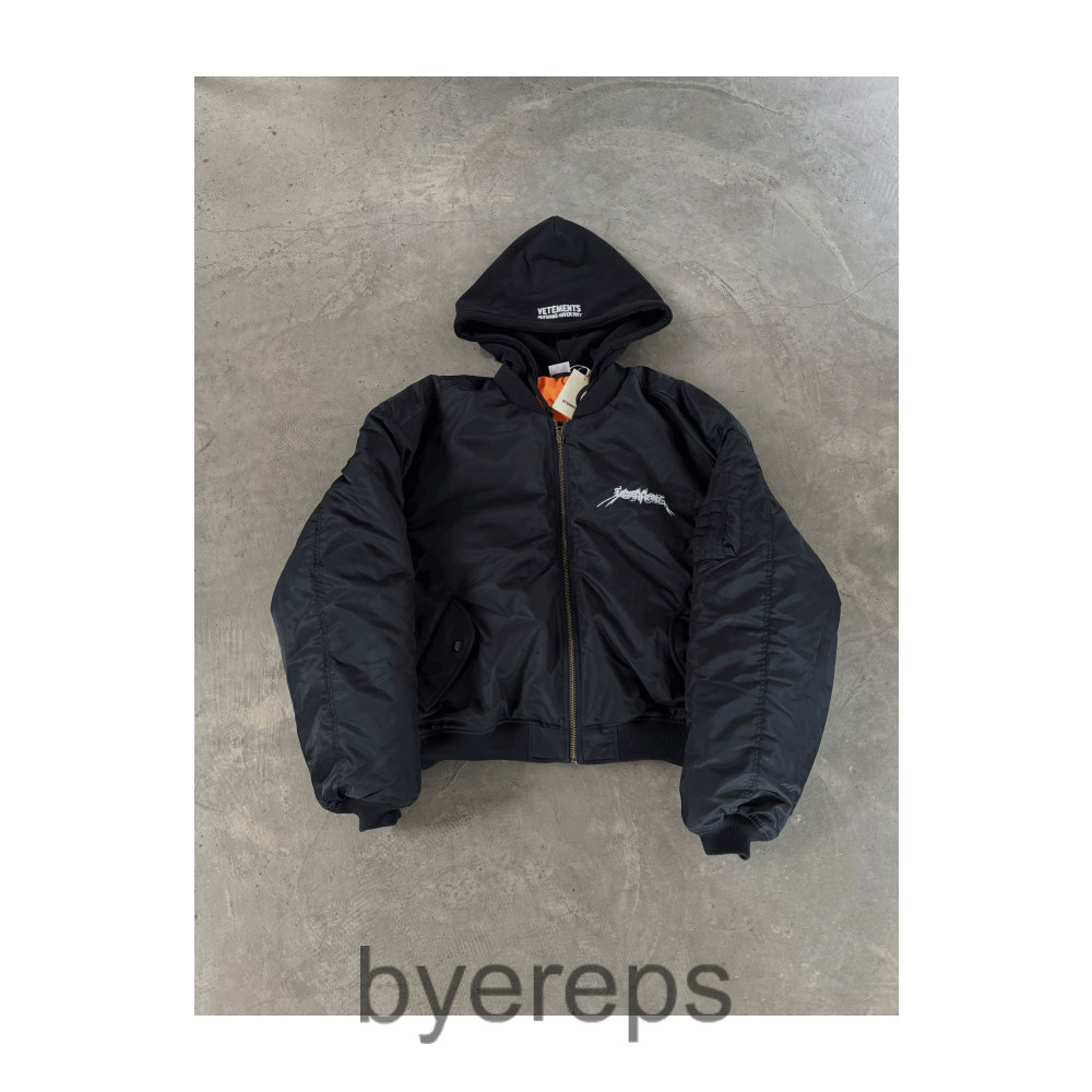Vetements Total Fucking Darkness Bomber — photo 3 of 4