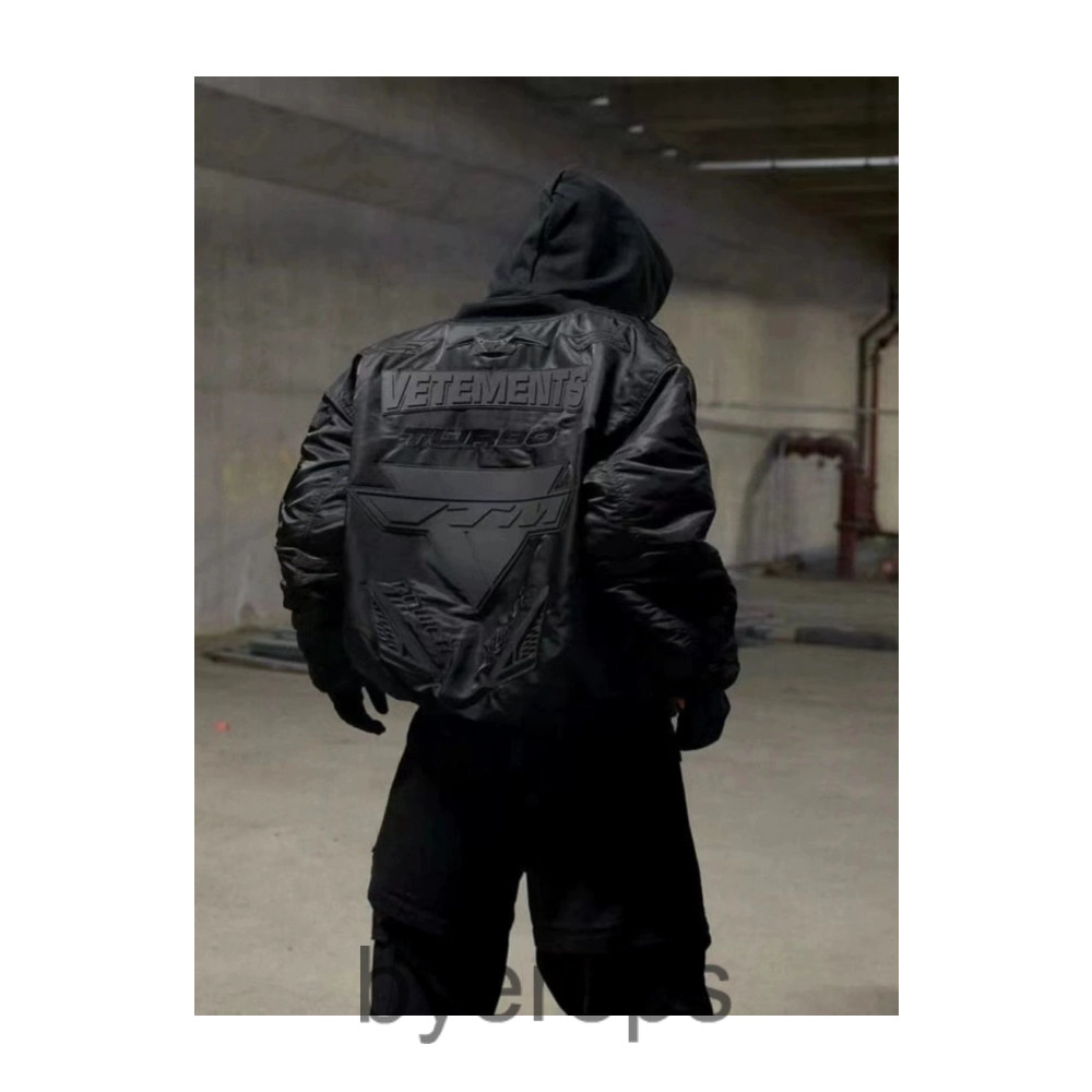 Vetements x Alpa Racing Bomer — photo 2 of 4