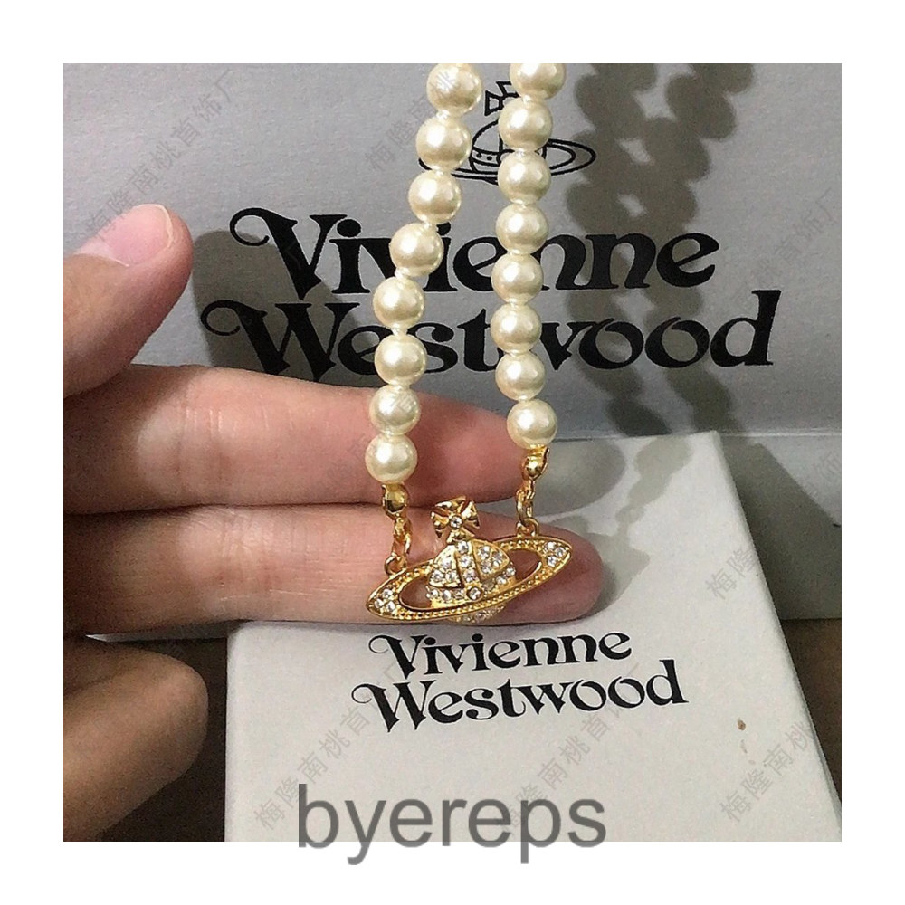 Vivienne Westwood Pearl Necklace — photo 4 of 4