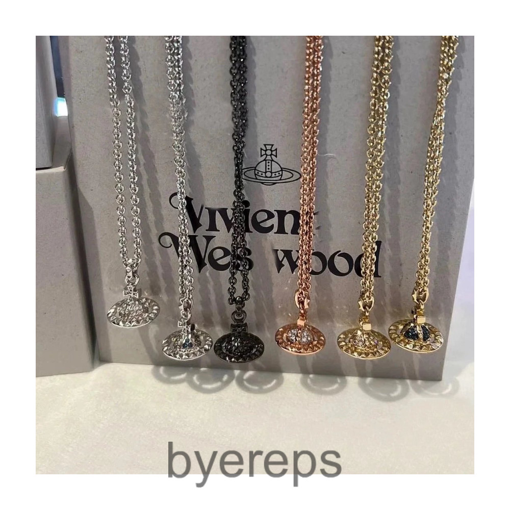 Vivienne Westwood Saturn Necklace — photo 3 of 4