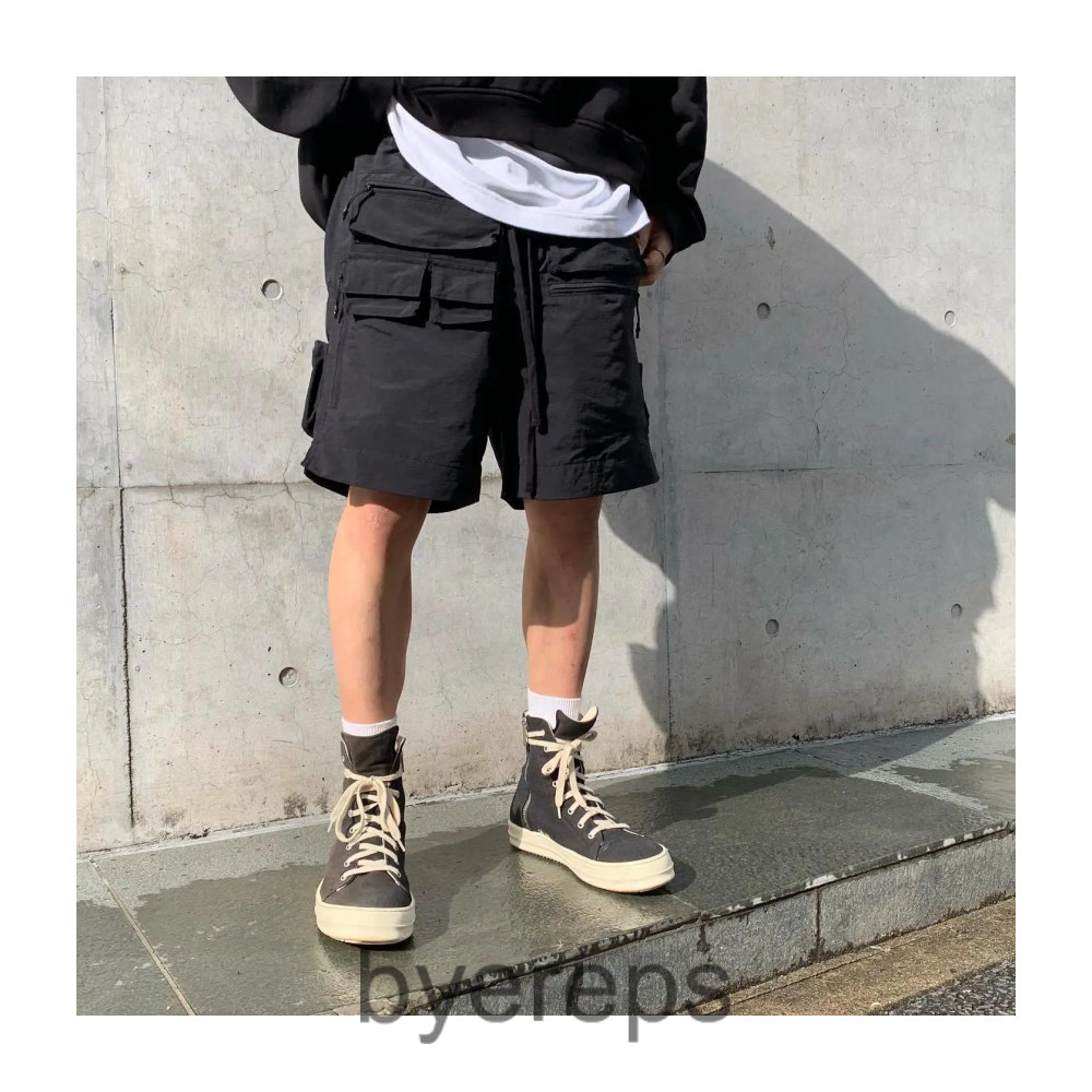 Where Is Jacov Cargo Shorts (Travis Shorts)