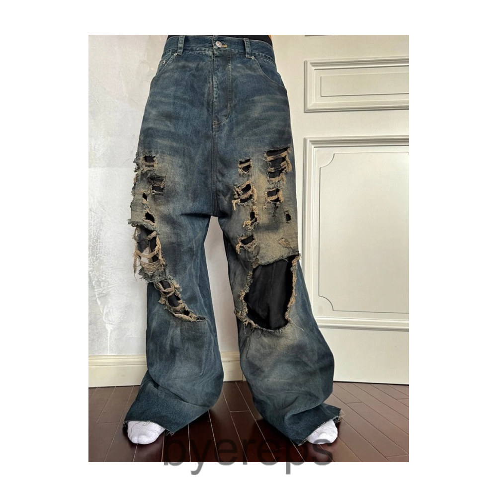 WithoutMe HYPRA distressed denim