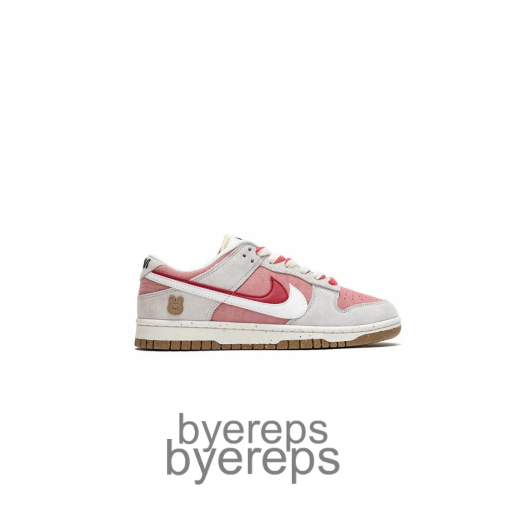 Wmns Dunk Low Se 85 Bunny Cookies